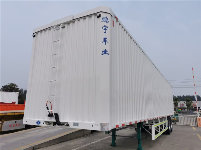 廂式半掛車(chē)